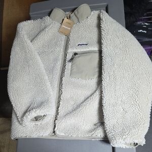 Patagonia Womens' Natural White Fleece Puffer Jacket